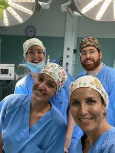 doctora salomé abenza - equipo de trabajo - cirugía de ptosis personas mayores